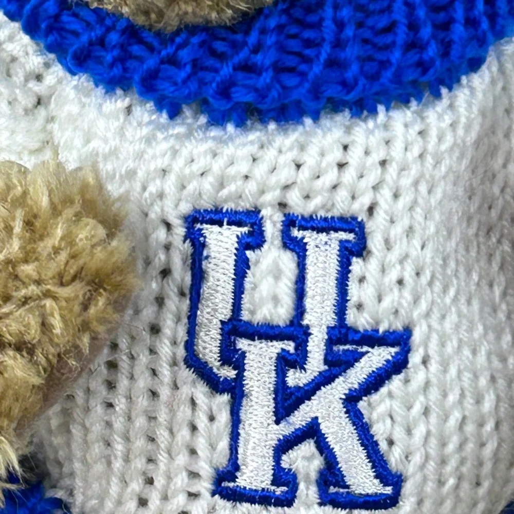 UK LOGO Blue and Brown‎ Stuffed Animal with Basketball